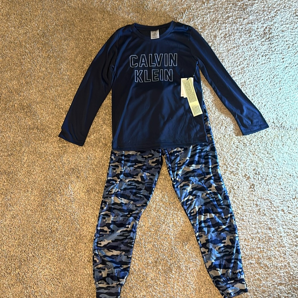 Boys Calvin Klein Pajamas size 8/10 NWT
